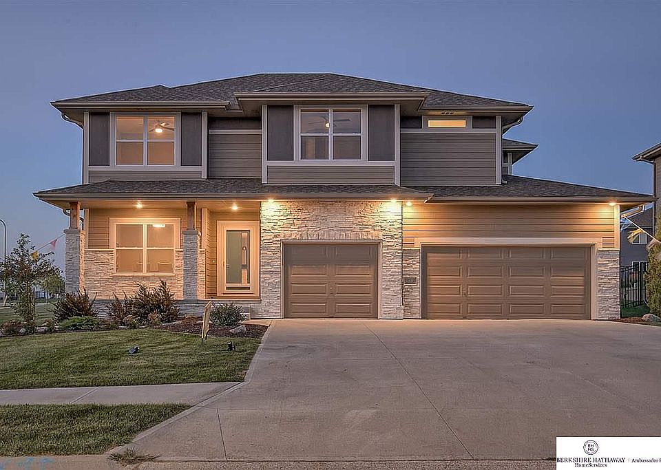 1st image of 18417 Schofield Dr