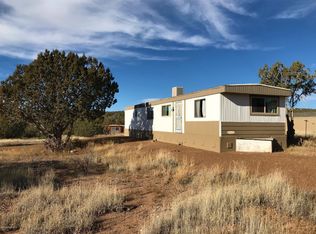 2385 W County Line Cir, Ash Fork, AZ 86320