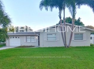 3715 Helene St, Sarasota, FL 34233