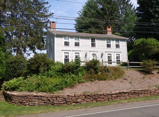 466 Mountain Rd, West Hartford, CT 06117