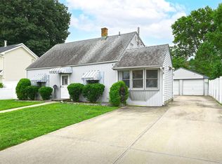 73 Hyacinth Rd, Levittown, NY 11756