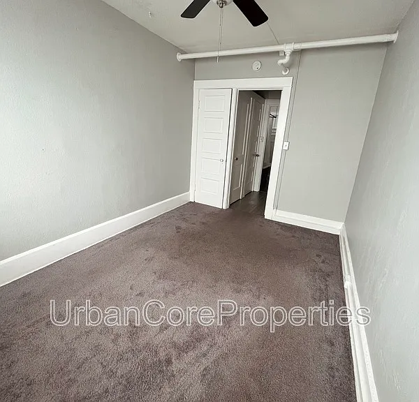 232 4th St N #33 — Photo 8