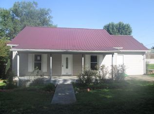 500 Thompson St, Philadelphia, TN 37846