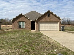 4423 Richardson Dr, Jonesboro, AR 72404
