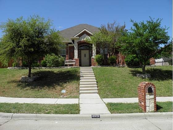 1st image of 2010 Camelot Dr
