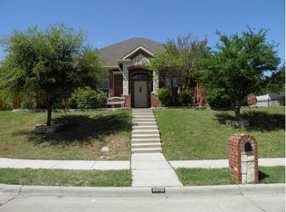 2010 Camelot Dr, Lewisville, TX 75067