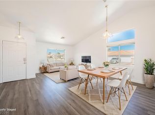 360 Evan Picone Dr, Henderson, NV 89014
