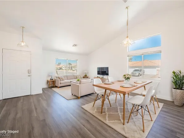 360 Evan Picone Dr, Henderson, NV 89014