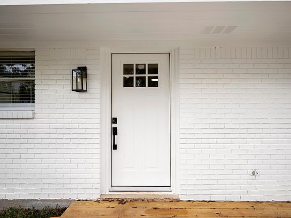 2nd image of 206 S Haswell Dr #A