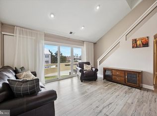 27 Bonnie Gellman Ct #B27, Philadelphia, PA 19114