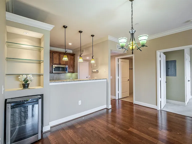 2203 Dorrington St #309 — Photo 12