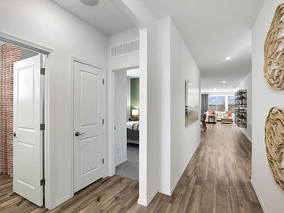 This image is of the Sagebrush Model Home. Options and colors may vary.