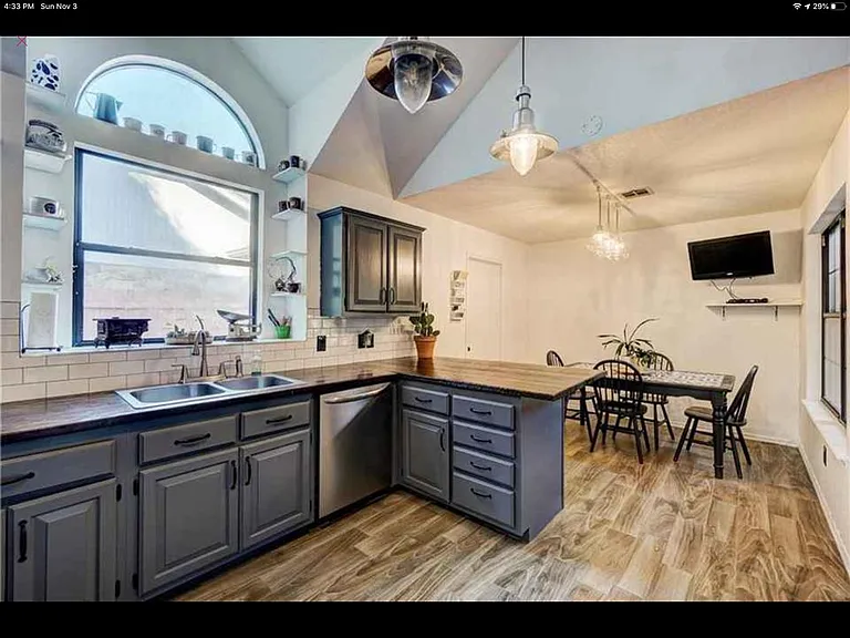 1404 NW 184th St — Photo 11