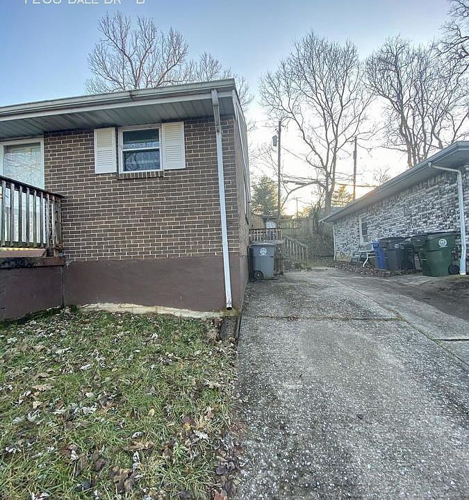 2nd image of 1268 Dale Dr #B