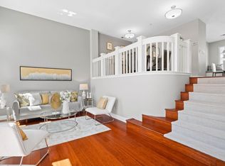 8 Batten Ln, Redwood City, CA 94065