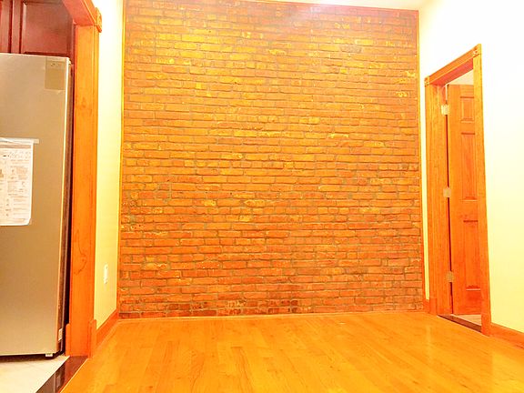 4th image of 775 Franklin Ave #4