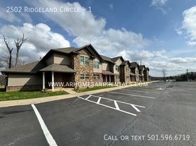 2502 Ridgeland Cir, Pocahontas, AR