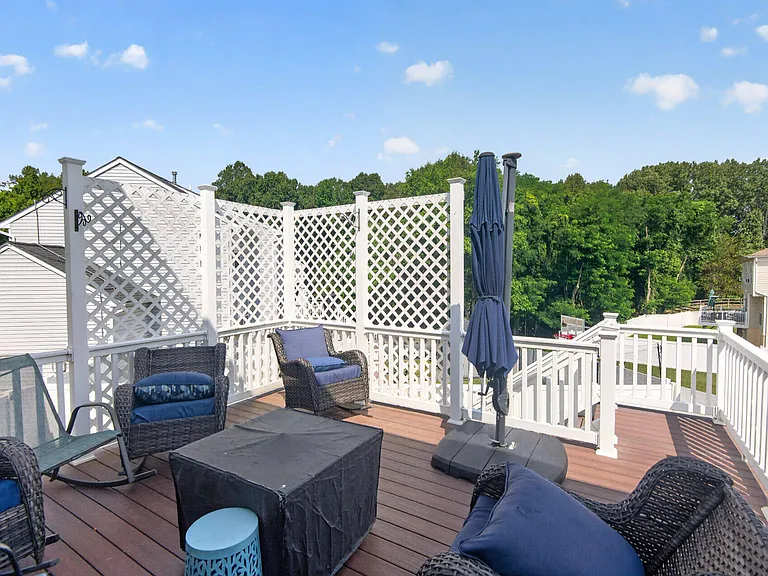 4315 Castletower Ct — Photo 23