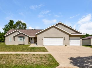 404 Bricker St, Belding, MI 48809