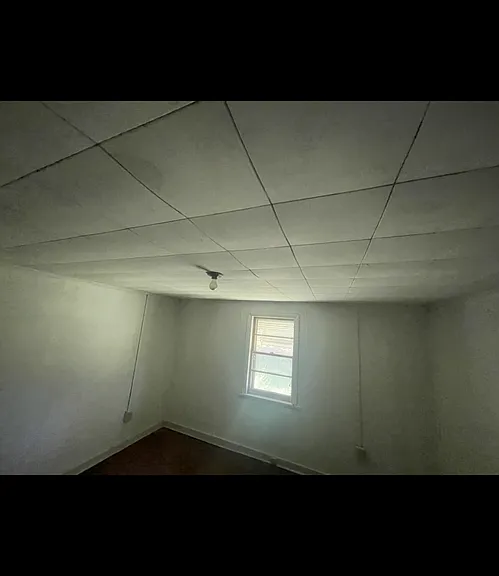 4228 Carroll Ave — Photo 12