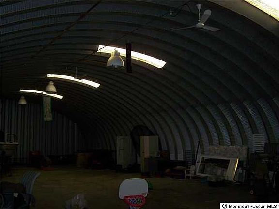 5th image of 1064 E Veterans Hwy