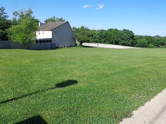 1st image of 116 Swiss Stone Way E