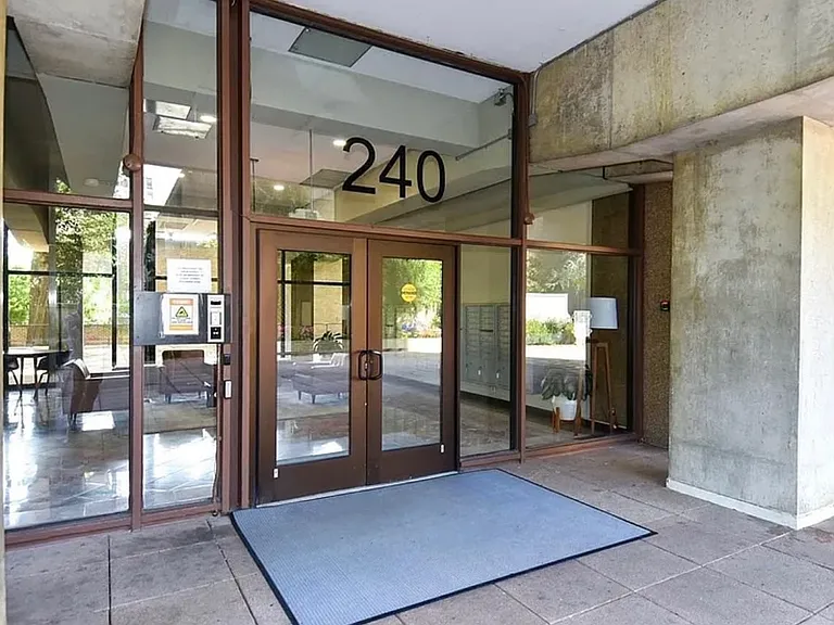240 M St SW #E405 — Photo 1