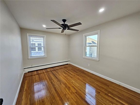 5th image of 70 N Clarendon St