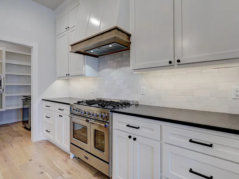 101 Pont Neuf Ct — Photo 23