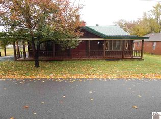 110 Morningside Dr, Benton, KY 42025