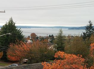 2526 28th Ave W, Seattle, WA 98199