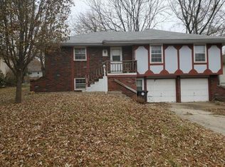 112 Monroe Ave, Belton, MO 64012