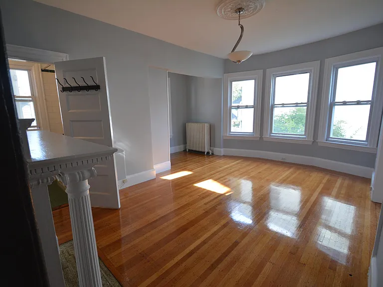Living/Dining Room (view with alcove for desk)