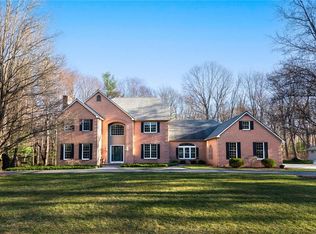 125 Westfield Dr, East Greenwich, RI 02818