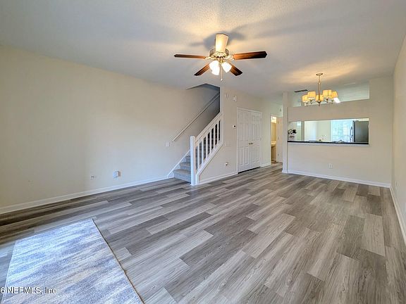 5th image of 12311 KENSINGTON LAKES Drive #2102