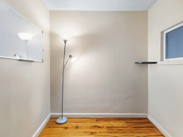 201 Saint Pauls Avenue image 13 of 22