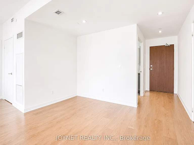 117 McMahon Dr #701 — Photo 23