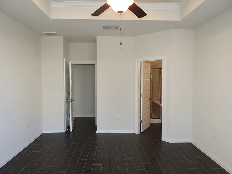 9903 Quercia Dr — Photo 10