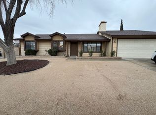 1743 W Avenue K9, Lancaster, CA 93534