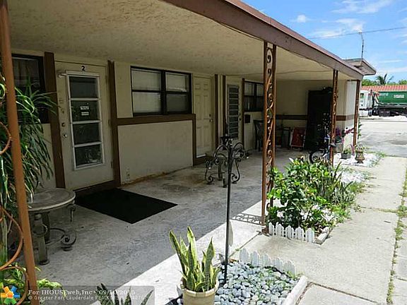 2nd image of 1529 N Andrews Ave