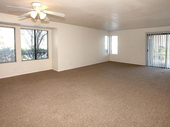 Edgewater | 8200 Kroll Way, Bakersfield, CA