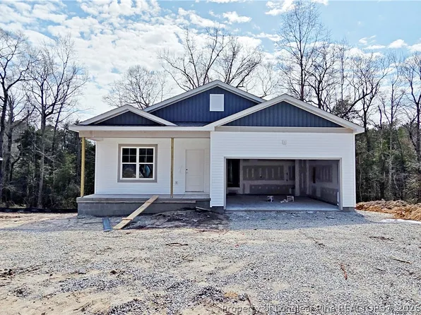 349 Appaloosa Dr, Spring Lake, NC 28390