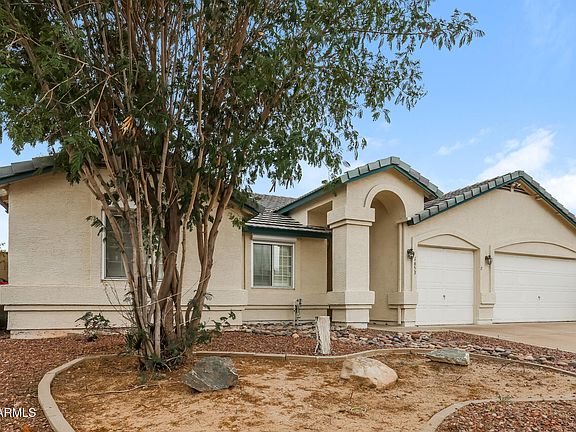 2nd image of 1653 E VINEYARD Road