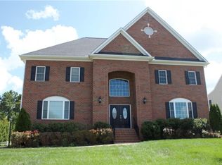 5907 Covington Hills Ln, Glen Allen, VA 23059