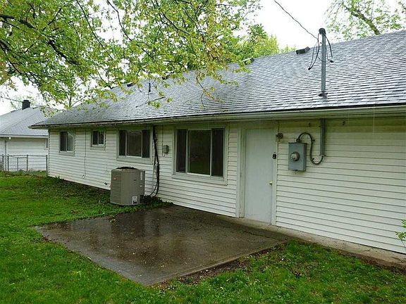 2nd image of 3749 Saranac Dr