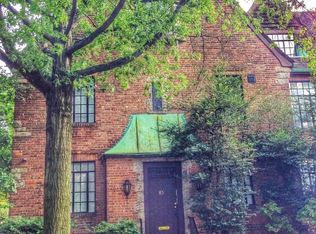 85 Burns St, Forest Hills, NY 11375