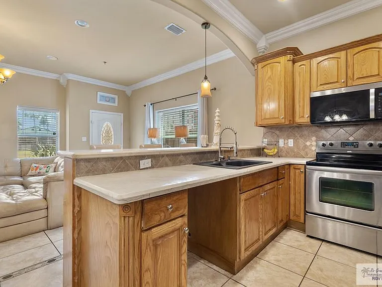 102 W Aries Dr #A — Photo 6