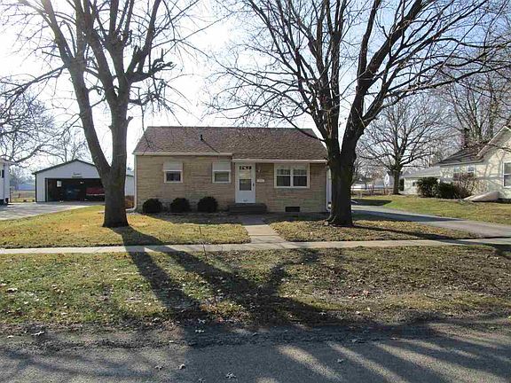 3rd image of 631 N Meadow St
