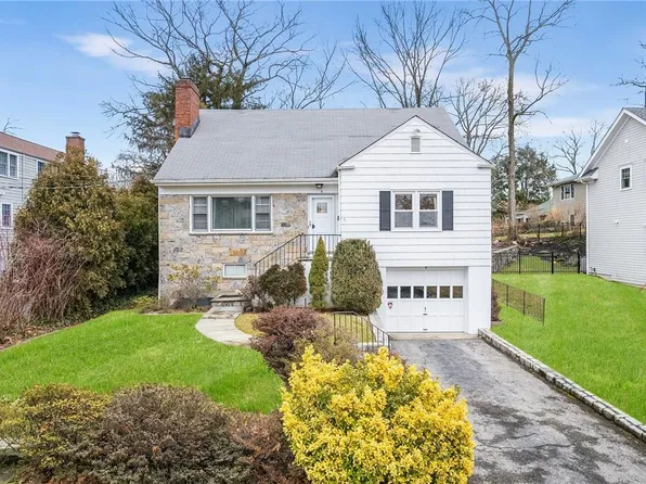 6 Crest Avenue, Larchmont, NY 10538