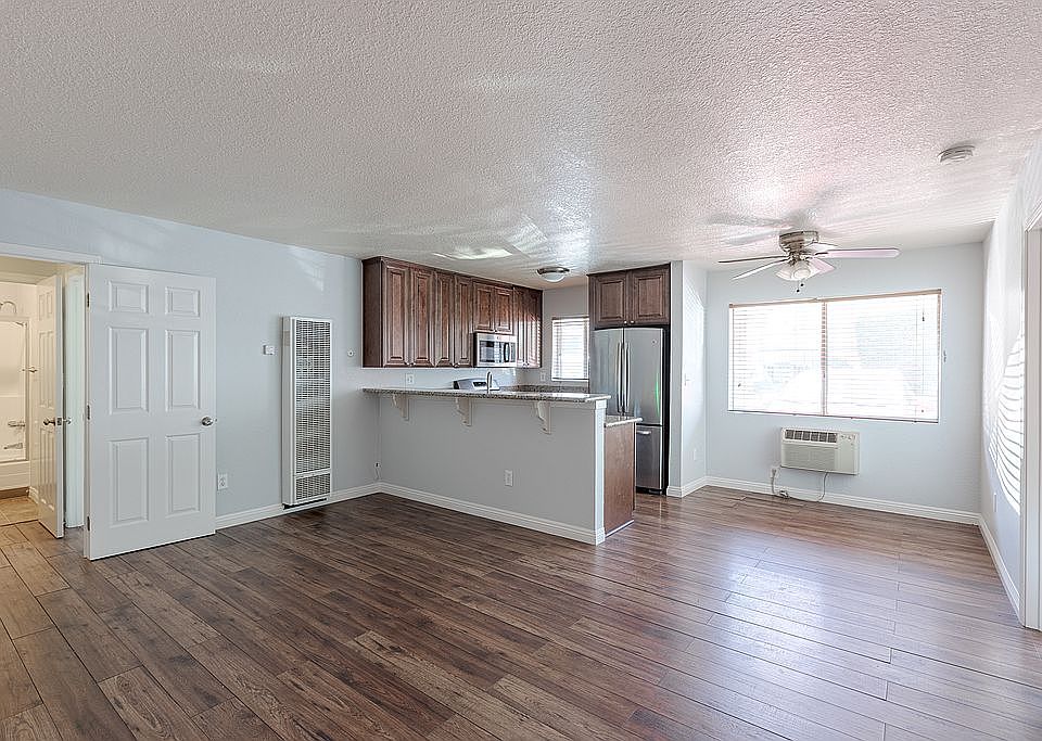 1st image of 18530 Hatteras St Unit 127